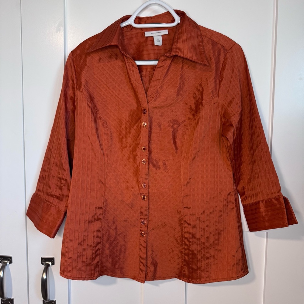 Dress Barn Women's Size Medium Burnt Orange Textured Button Down Career Blouse